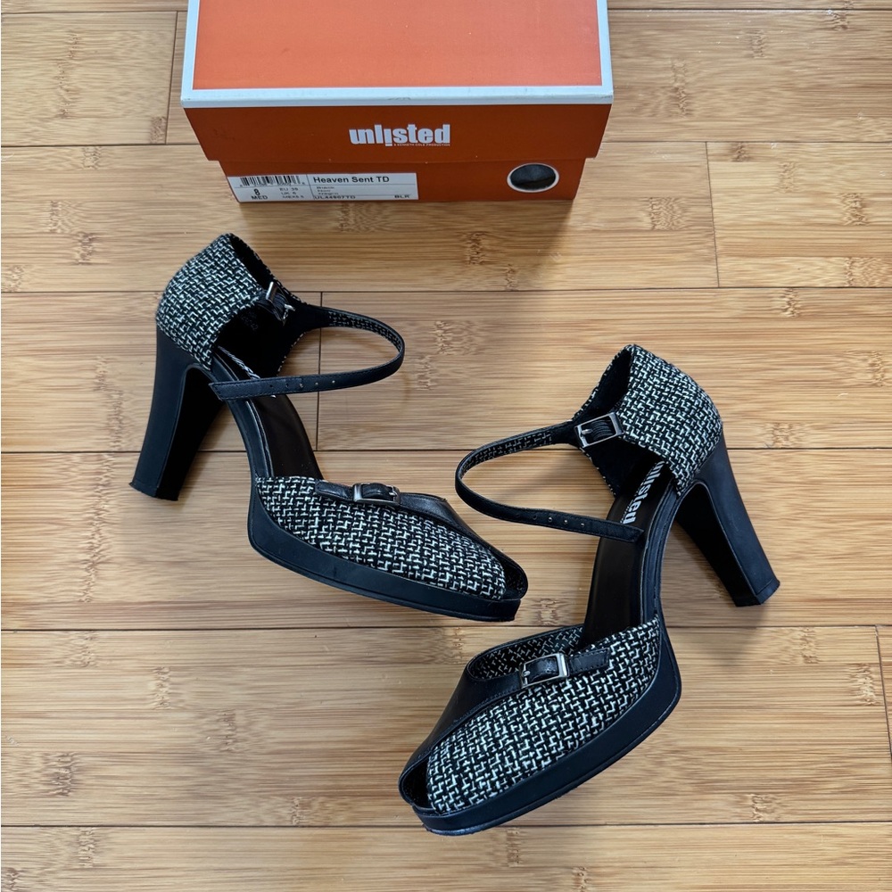 Y2K Style! Unlisted Heaven Sent TD in black leather & tweed, size 8M
